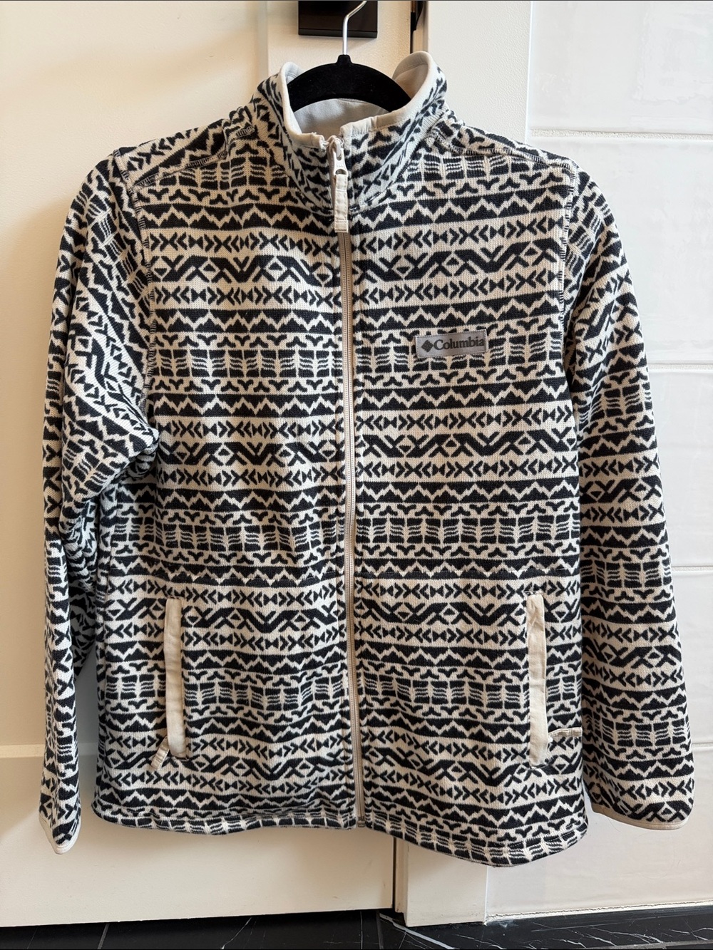 Columbia Black & White Geometric Fleece Jacket